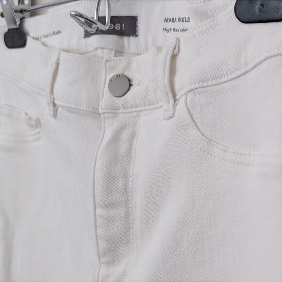 DL1961 Mara Straight High Rise Instasculpt White Jeans Raw Hem, Sz 27x27 - Picture 4 of 11